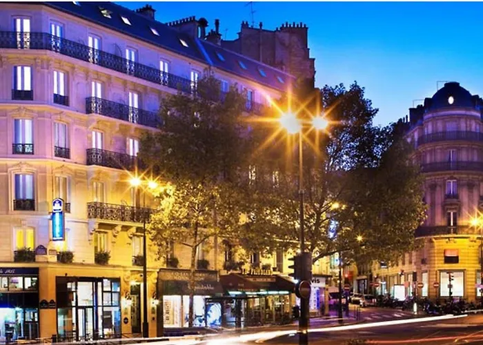 Hotel Plaza Elysées Paris